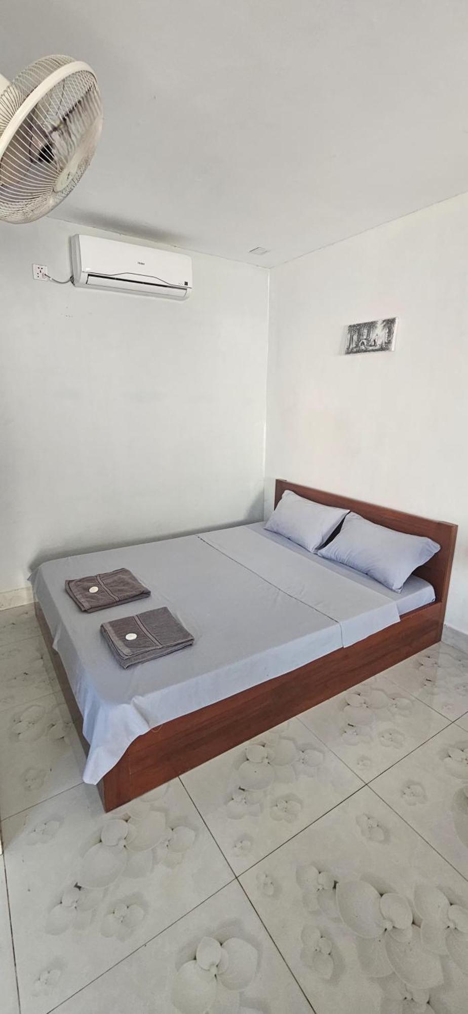 The Small Guest House Kaoh Touch ภายนอก รูปภาพ