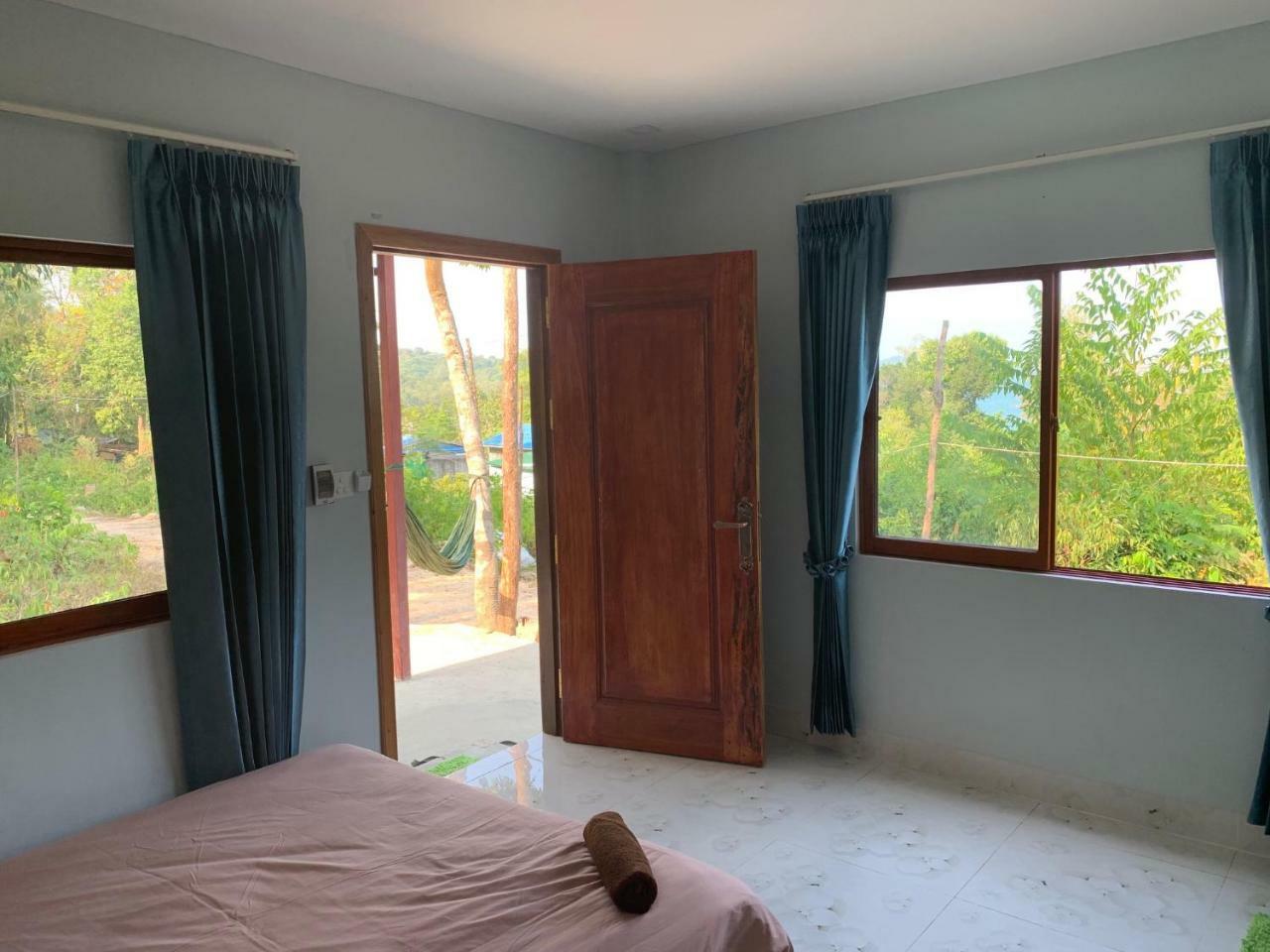 The Small Guest House Kaoh Touch ภายนอก รูปภาพ