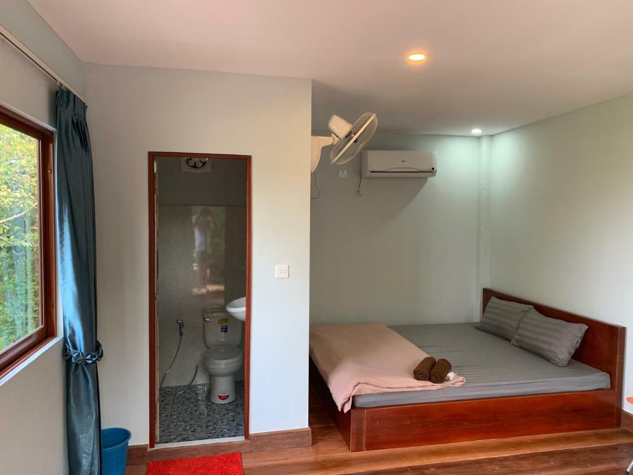 The Small Guest House Kaoh Touch ภายนอก รูปภาพ